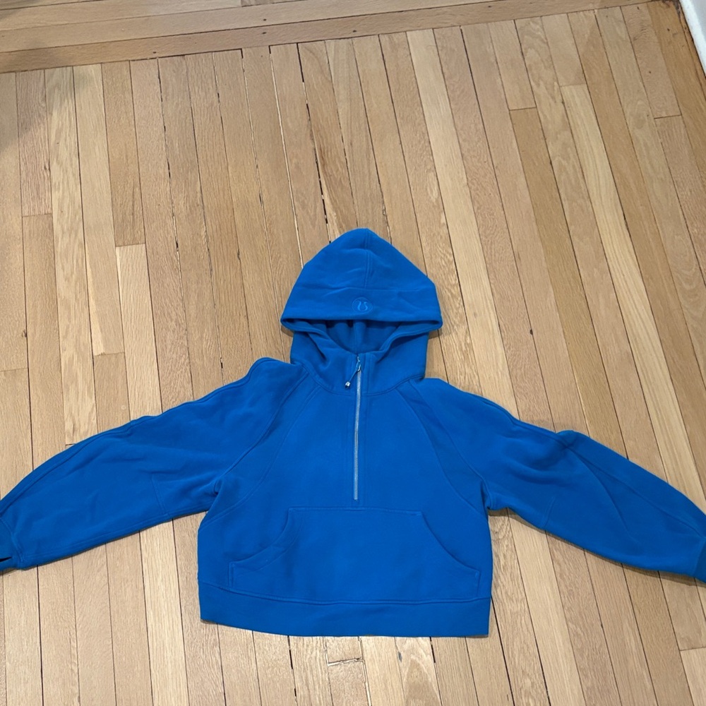 Poolside lululemon scuba - image 1